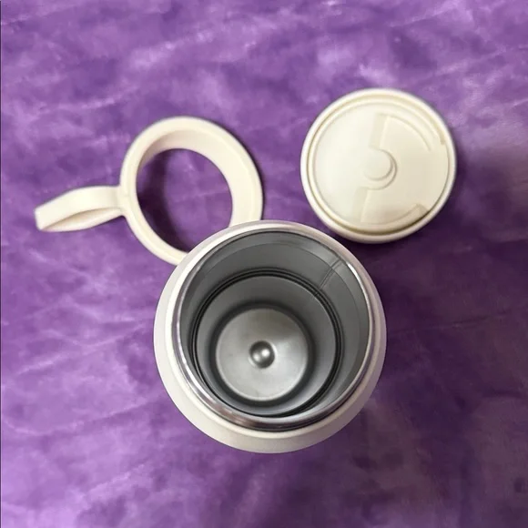 Hitch Water Bottle - Picture 3 of 11